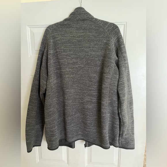 Men’s Patagonia Jacket - Picture 4 of 4